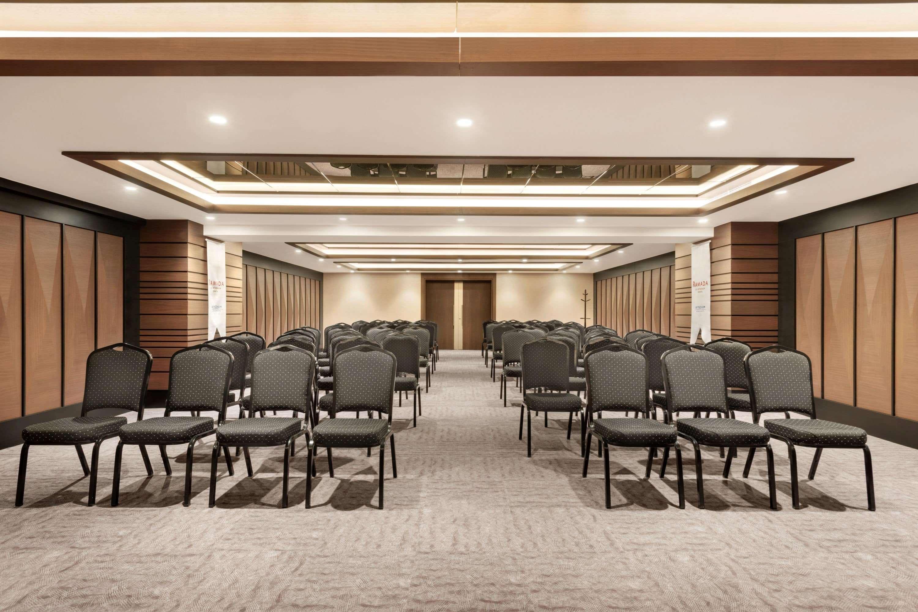 Ramada By Wyndham Isparta Exteriér fotografie